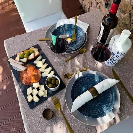 Bed & Breakfast Opus One